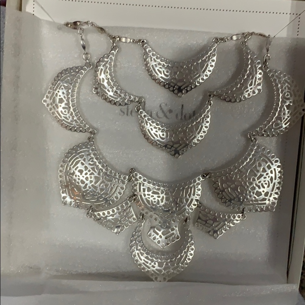 Stella & Dot necklace